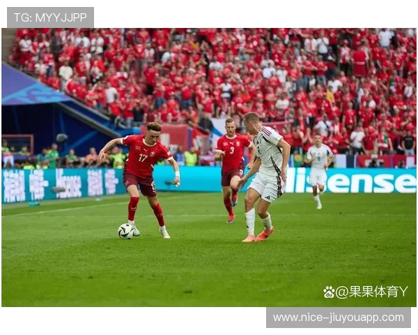 球迷自制“炸裂”影片：最震撼的比赛场景合集，球赛经典视频